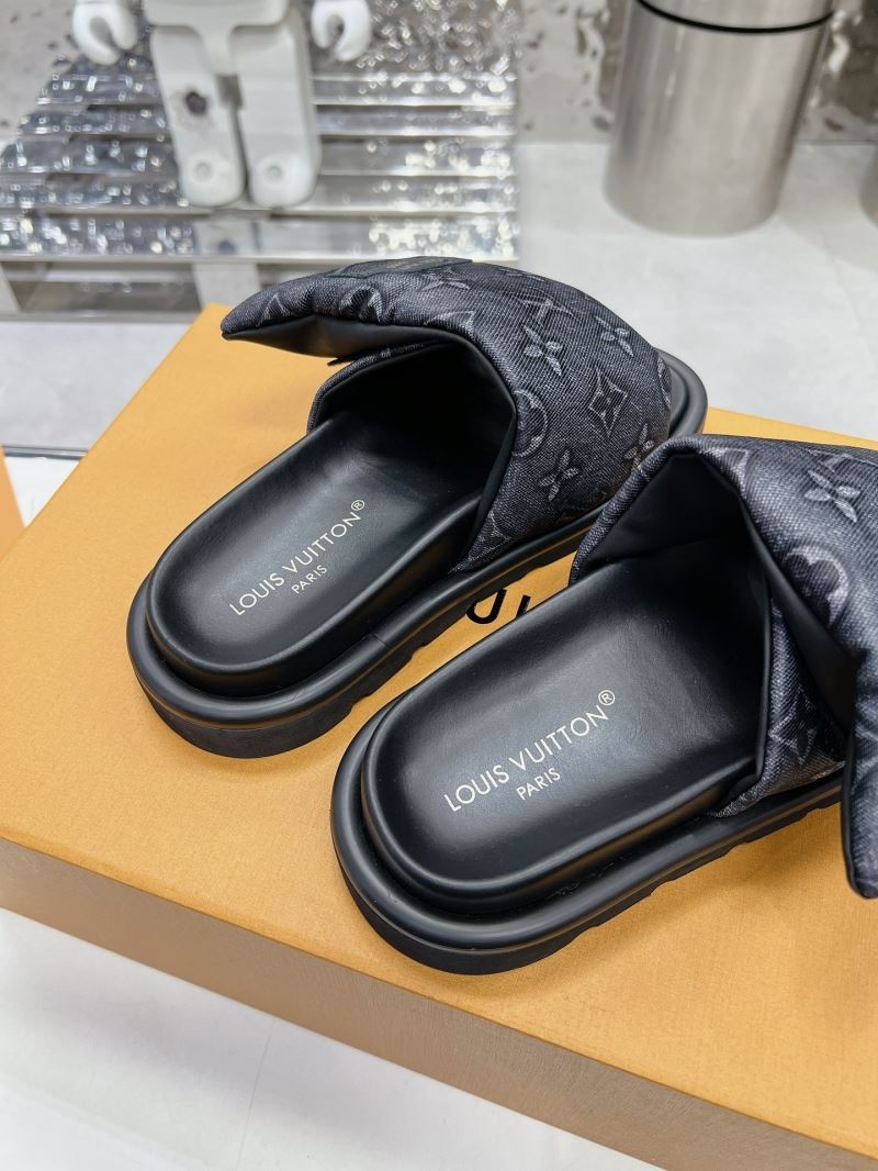 Louis Vuitton Slippers